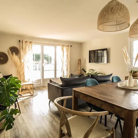 Chaleureuse De 90m2 Avec Terrasse Ombragée De 50m2, Plancha Et Aperçu Sainte-Maxime