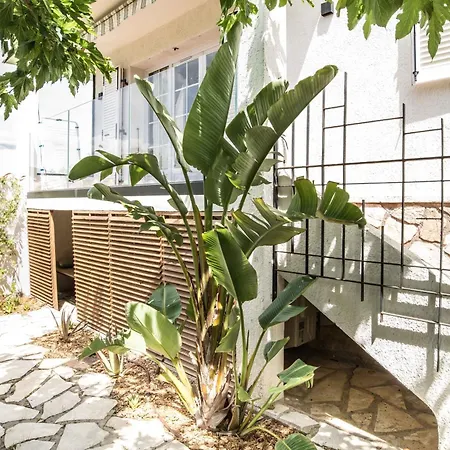 Hébergement de vacances Chaleureuse De 90m2 Avec Terrasse Ombragée De 50m2, Plancha Et Aperçu *