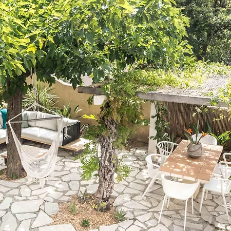 Chaleureuse De 90m2 Avec Terrasse Ombragée De 50m2, Plancha Et Aperçu Hébergement de vacances Sainte-Maxime