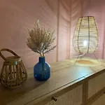 Σπίτι διακοπών Vacatella - La Nonna, Rez De Jardin De 90m2 D'une Avec Terrasse Privative De 50m2 Et Apercu Σαιντ-Μαξίμ