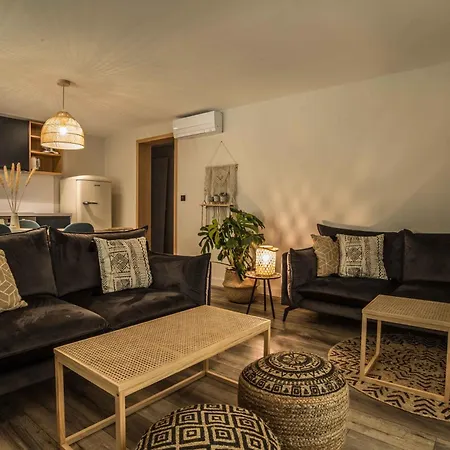 De 90m² A 5 Minutes De La Mer, Terrasse 50m² Sainte-Maxime