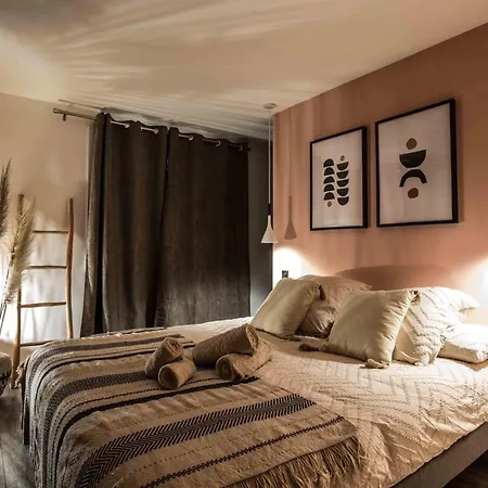 De 90m² A 5 Minutes De La Mer, Terrasse 50m² 圣马克西姆